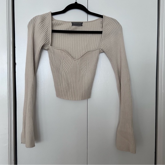 Sweetheart neckline sweater - Picture 2 of 4